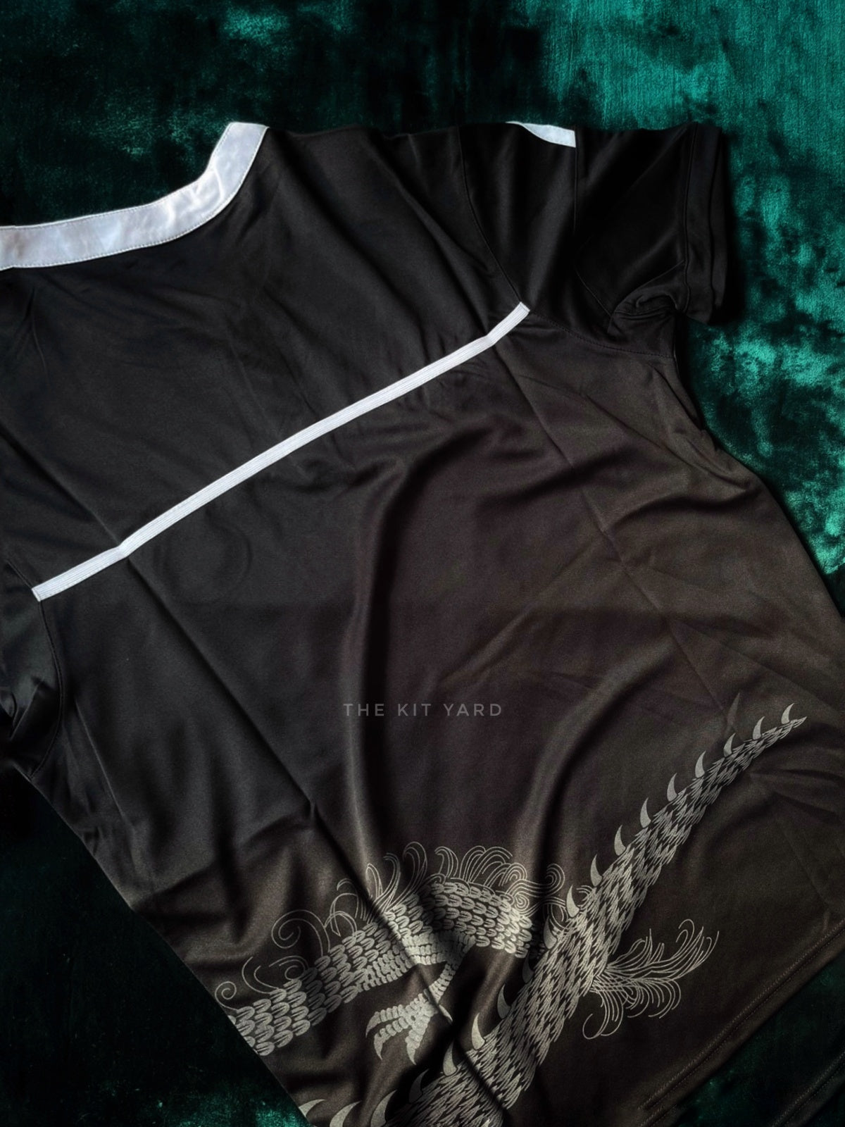 REAL MADRID RETRO DRAGON (PLAYER EDITION)